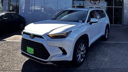 2025 Toyota Grand Highlander LE