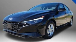 2023 Hyundai Elantra SE