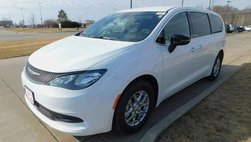 2026 Chrysler Voyager LX