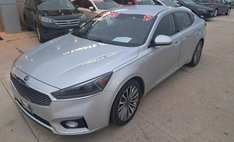 2017 Kia Cadenza Premium