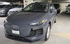 2025 Audi Q6 e-tron Premium