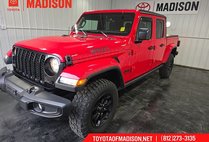 2022 Jeep Gladiator Willys