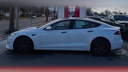 2022 Tesla Model S Plaid