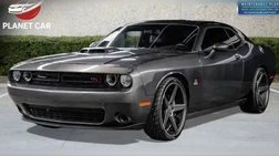2017 Dodge Challenger 392 HEMI Scat Pack Shaker