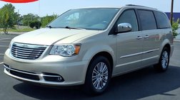 2013 Chrysler Town and Country Touring-L