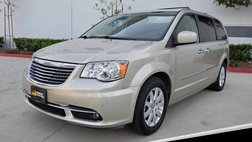 2015 Chrysler Town and Country Touring