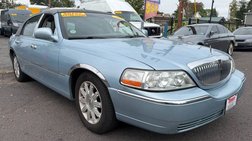2011 Lincoln Town Car Signature Limited