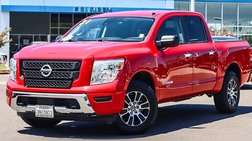 2021 Nissan Titan SV