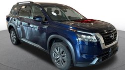 2025 Nissan Pathfinder SV