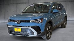 2025 Volkswagen Taos SE 4Motion