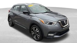 2019 Nissan Kicks SR