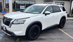 2022 Nissan Pathfinder SL
