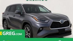 2022 Toyota Highlander Hybrid XLE