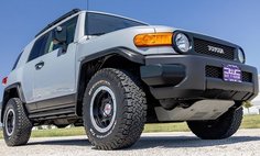 2013 Toyota FJ Cruiser Base