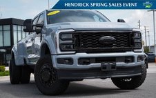 2025 Ford F-450 Super Duty Platinum