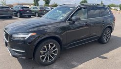 2018 Volvo XC90 T6 Momentum