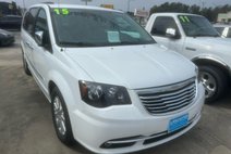 2015 Chrysler Town and Country Touring