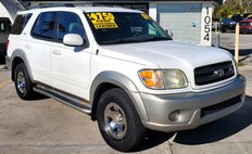 2004 Toyota Sequoia SR5