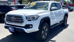 2017 Toyota Tacoma 