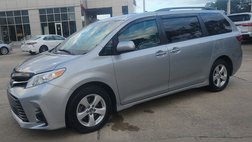 2019 Toyota Sienna LE 7-Passenger FWD with Auto-Access Seat