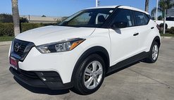 2020 Nissan Kicks S