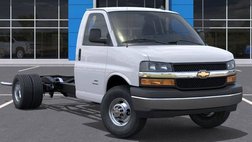 2025 Chevrolet Express 3500