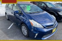 2013 Toyota Prius v Five