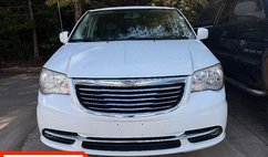 2016 Chrysler Town and Country Touring