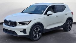 2023 Volvo XC40 B5 Plus Bright Theme