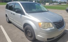 2008 Chrysler Town and Country LX