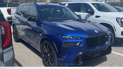 2023 BMW X7 M60i