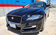 2016 Jaguar XJ R-Sport