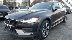 2025 Volvo V60 Cross Country B5 Plus