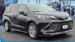 2022 Toyota Sienna Platinum 7-Passenger