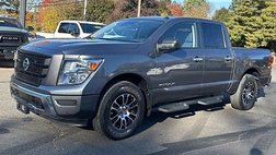 2021 Nissan Titan SV