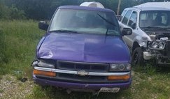 2002 Chevrolet S-10 LS