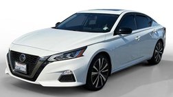 2022 Nissan Altima 2.0 SR