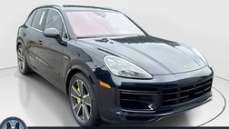 2023 Porsche Cayenne Turbo S E-Hybrid