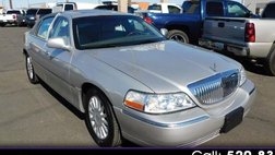 2005 Lincoln Town Car Signature Limited