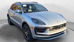 2025 Porsche Macan T