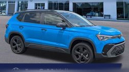 2025 Volkswagen Taos SE Black 4Motion