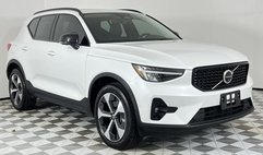 2024 Volvo XC40 B5 Plus Dark Theme