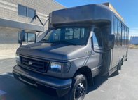 2003 Ford E-350 Super Duty