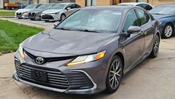 2022 Toyota Camry Hybrid XLE