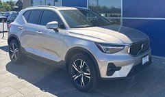 2023 Volvo XC40 B5 Plus Bright Theme