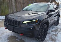 2023 Jeep Cherokee Trailhawk