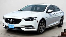 2018 Buick Regal Sportback Essence