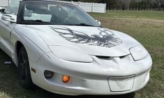 1999 Pontiac Firebird Base