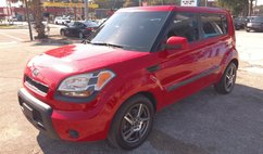 2010 Kia Soul +