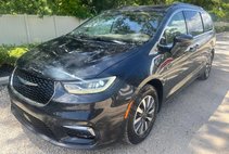 2021 Chrysler Pacifica Hybrid Touring